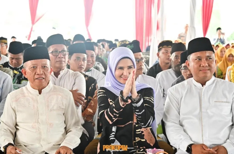 Bupati Pesawaran Buka Doa Bersama Lintas Agama di Desa Roworejo Negeri Katon IMG_20251206_103430.jpg